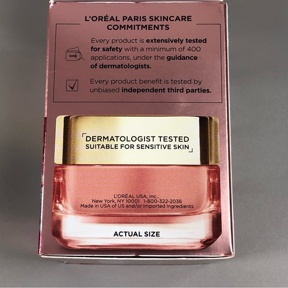 L’Oréal Paris Age Perfect Face Moisturizer and L’Oréal Paris Eye Make Remover - Picture 6 of 13